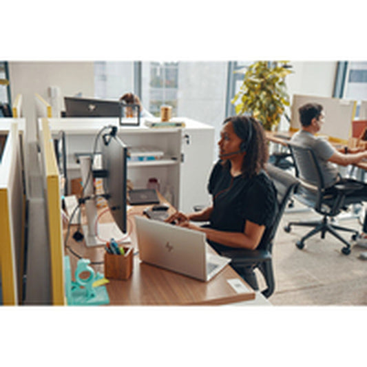 V4HFAA62FE1748203266A78F030A6116E10R6957493P4