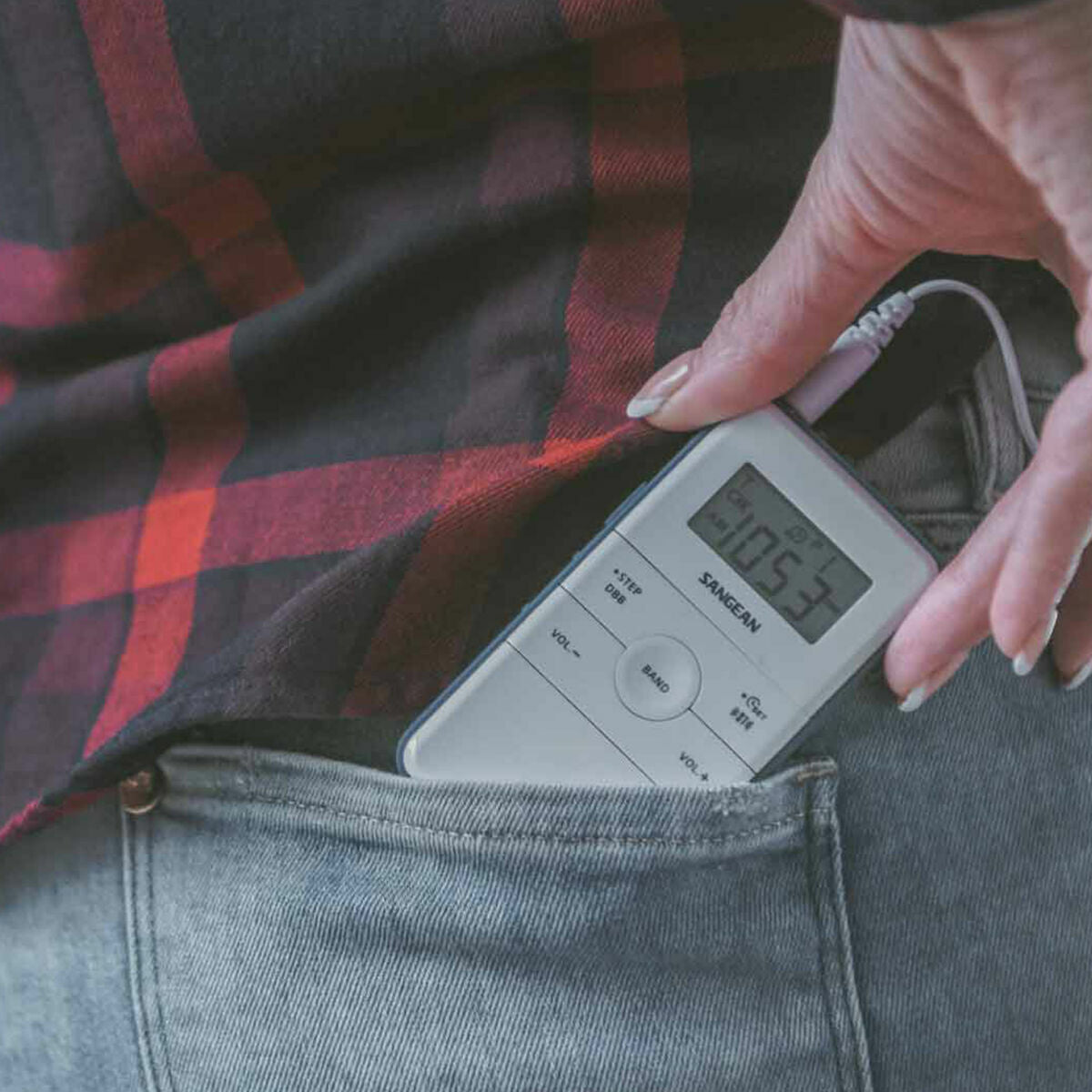 V4HCBE002BA51BF6A851C317ADBA55F7E06R5166888P8